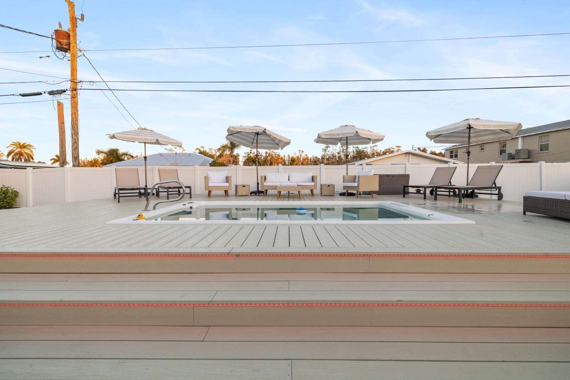 New Dog Paradise - Near The Beach Img & Downtown Bradenton Eksteriør bilde